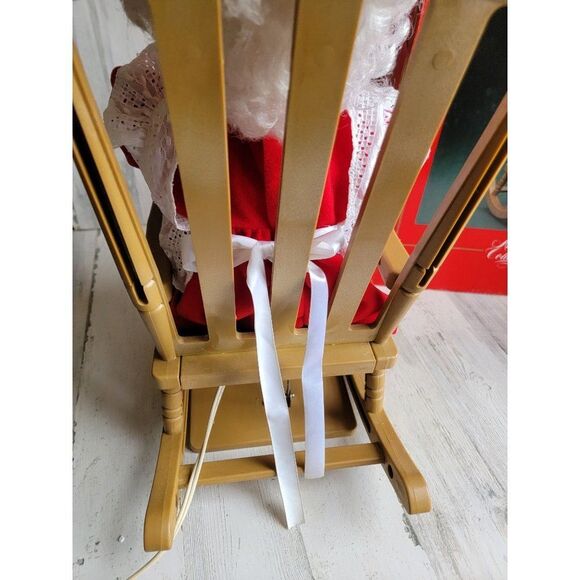 Vintage Santa's best knitting rocking chair Mrs Claus xmas animated decor - Picture 10 of 15